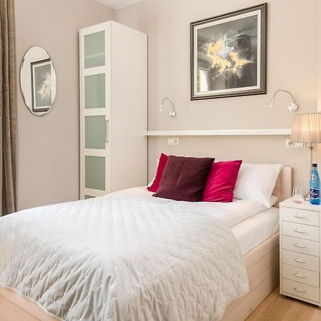 ורשה Rent Like Home - Nowy Swiat 47A מראה חיצוני תמונה